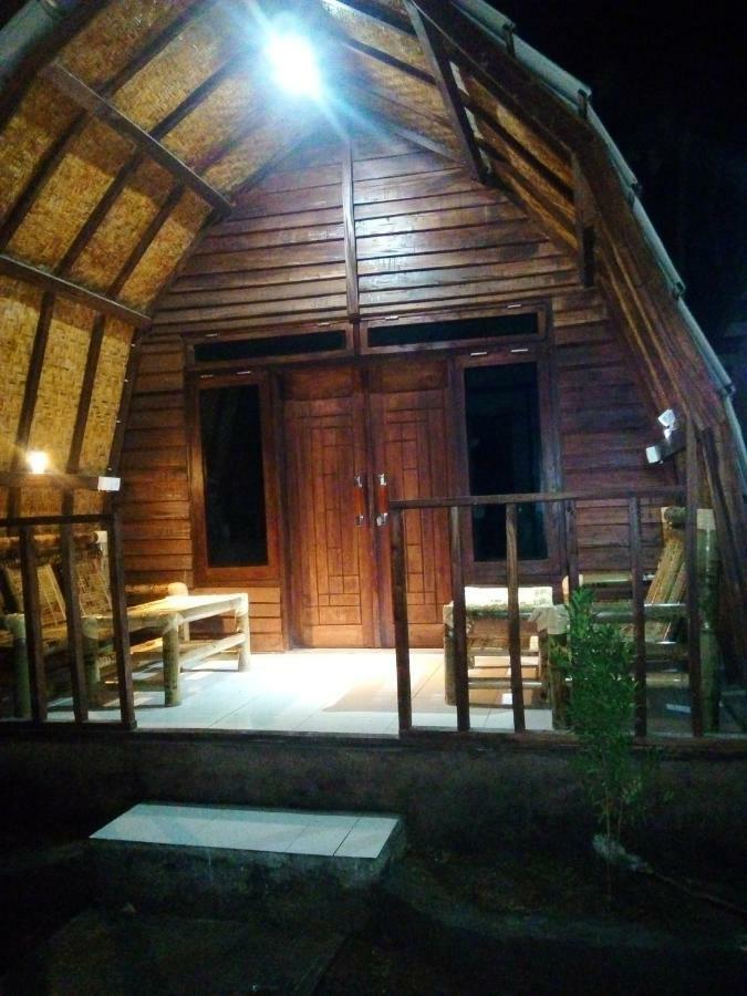 Bale Hostel Kuta  Esterno foto