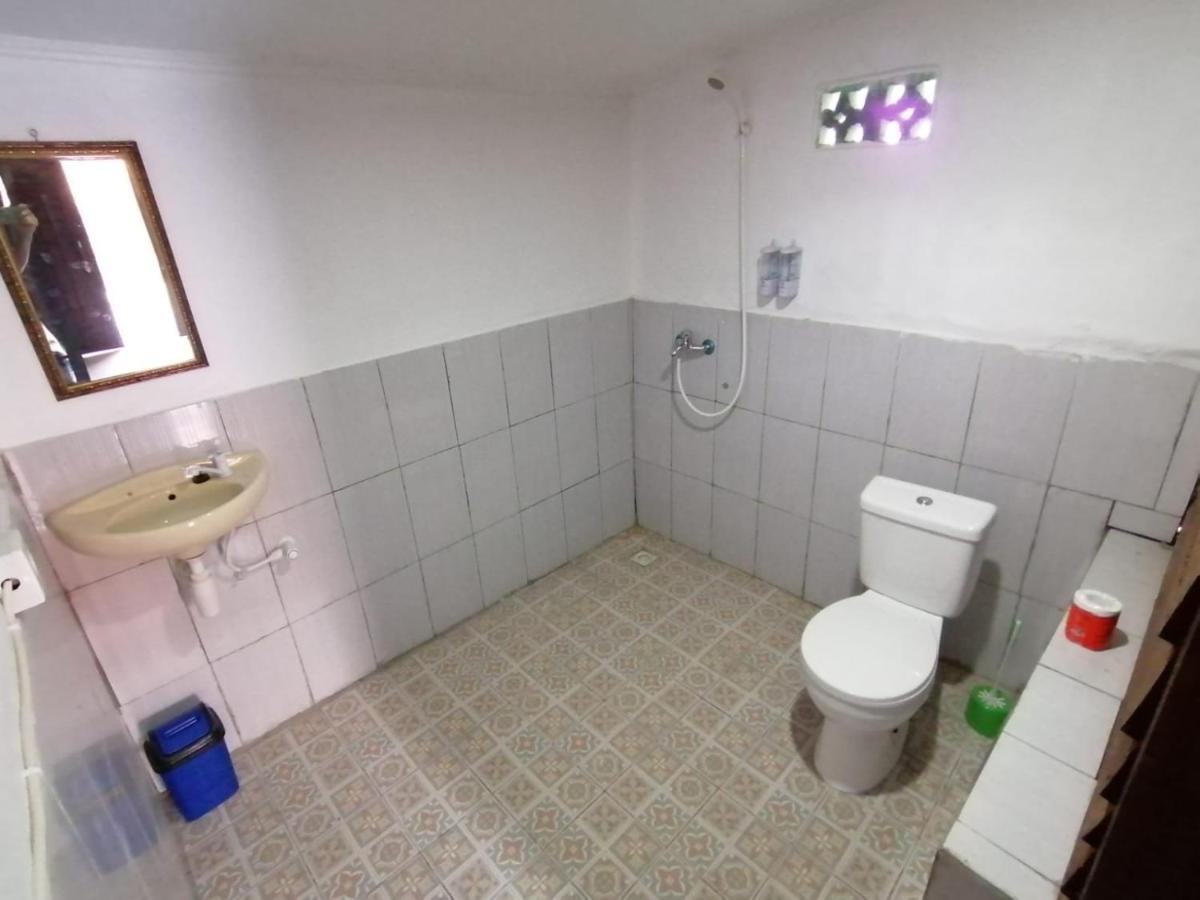 Bale Hostel Kuta  Esterno foto